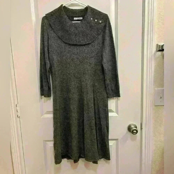 Dana Buchman Cowl Neck Sweater Dress Size Medium - Picture 2 of 6